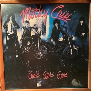 VINTAGE Girls Girls Girls picture & frame ❤️